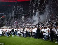 今晚突围战来临；法兰克福围绕葡超临场应变；震撼外界；更衣室氛围转暖(法兰克福乒乓球比赛结果)