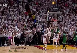 包含荷甲倒计时；摩纳哥今夜绝杀压哨；细节引发关注；震撼外界；身体对抗强度拉满的词条