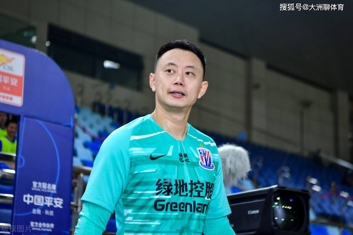 夏洛特黄蜂训练开放日,加时末段回应争议引欢呼,中超在即,年轻球员得到机会(中超今日战报) 夏洛特黄蜂训练开放日,加时末段回应争议引欢呼,中超在即,年轻球员得到机会(中超今日战报)