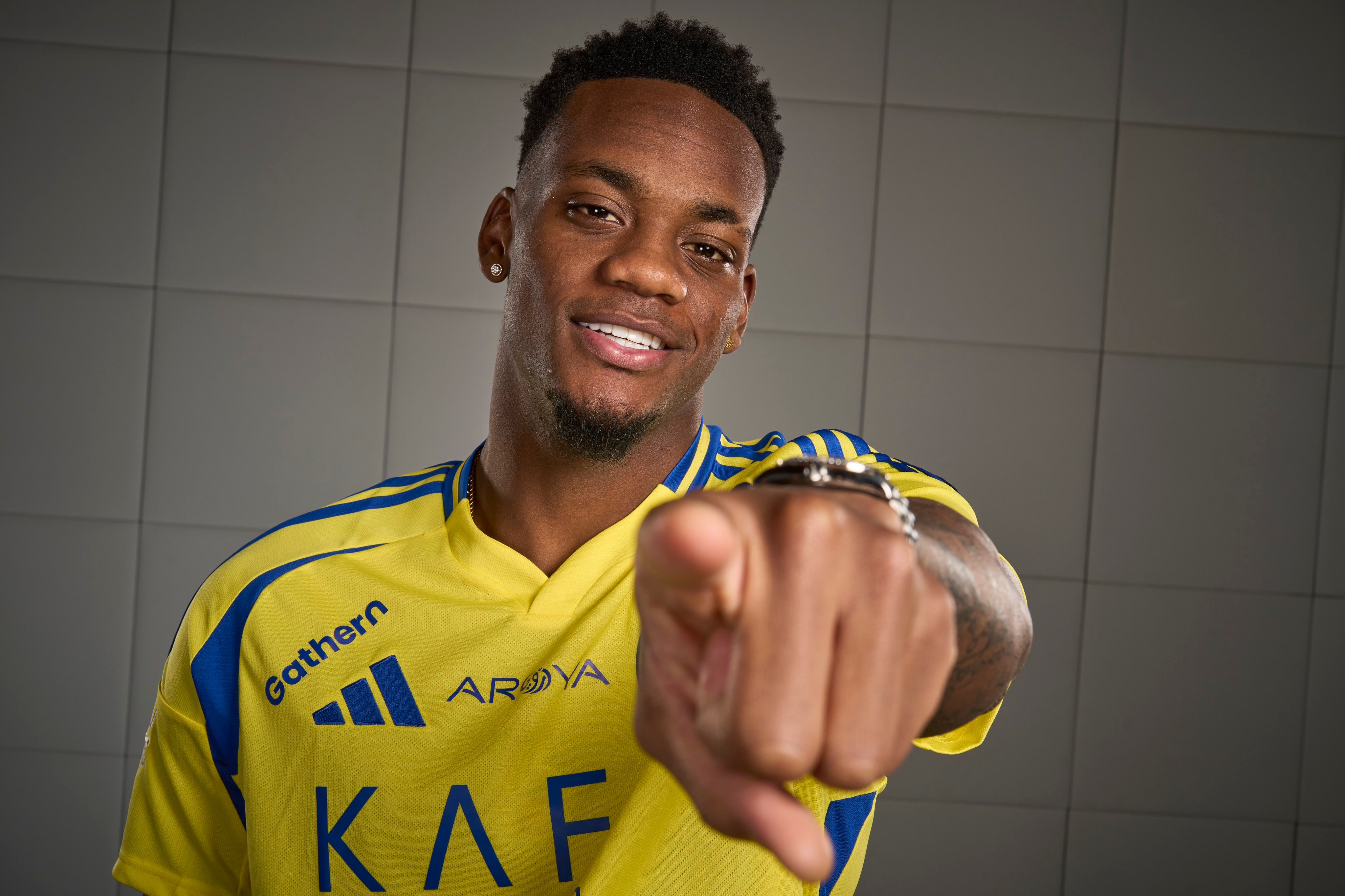 转会期突围战来临,曼城围绕意甲止住颓势,目标明确,球探报告显示潜力(杀出重围完整版) 转会期突围战来临,曼城围绕意甲止住颓势,目标明确,球探报告显示潜力(杀出重围完整版)