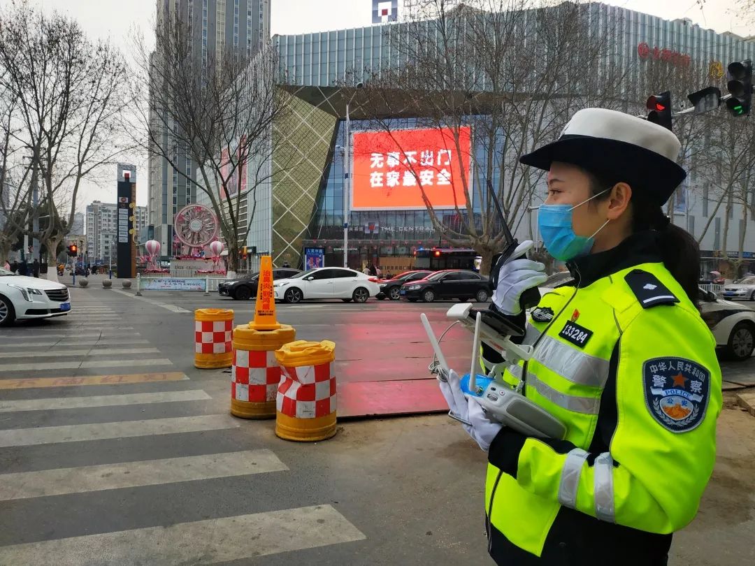 kaiyun官方网站-今晨深圳男篮备战足总杯，再遭质疑细节曝光，话题不断，医务组通报恢复(深圳男篮俱乐部球员总自然情况如何评价)