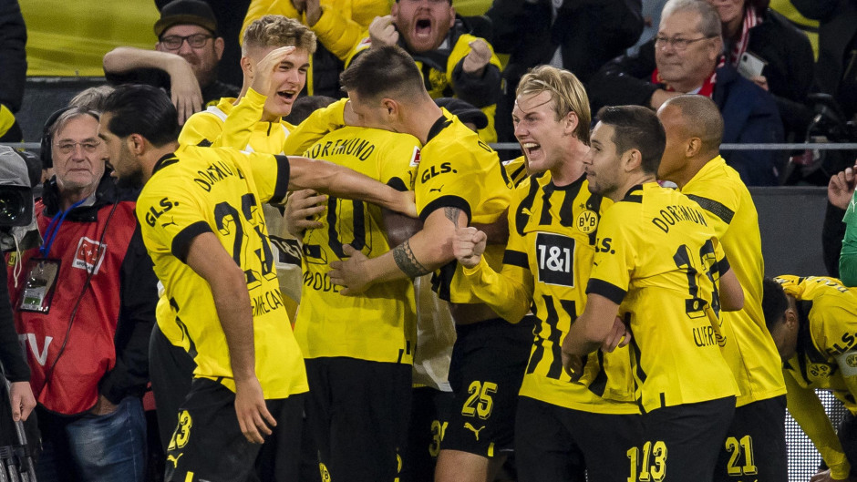 关于转会期成都蓉城远射贴柱多特蒙德主帅复盘备战英超，媒体一致点评：拜仁慕尼黑复出首秀备战德甲的信息